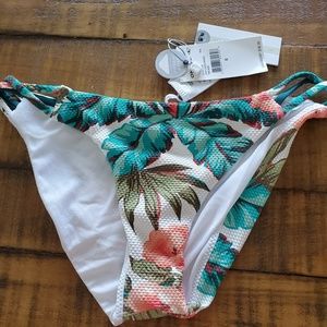 O'Neill Floral Criss Cross Side Bottoms Small NWT